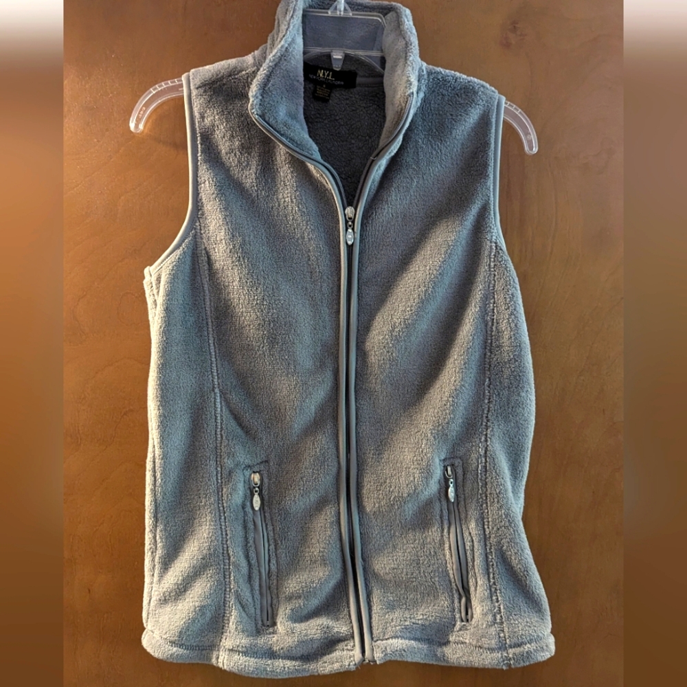 EUC gray fleece vest